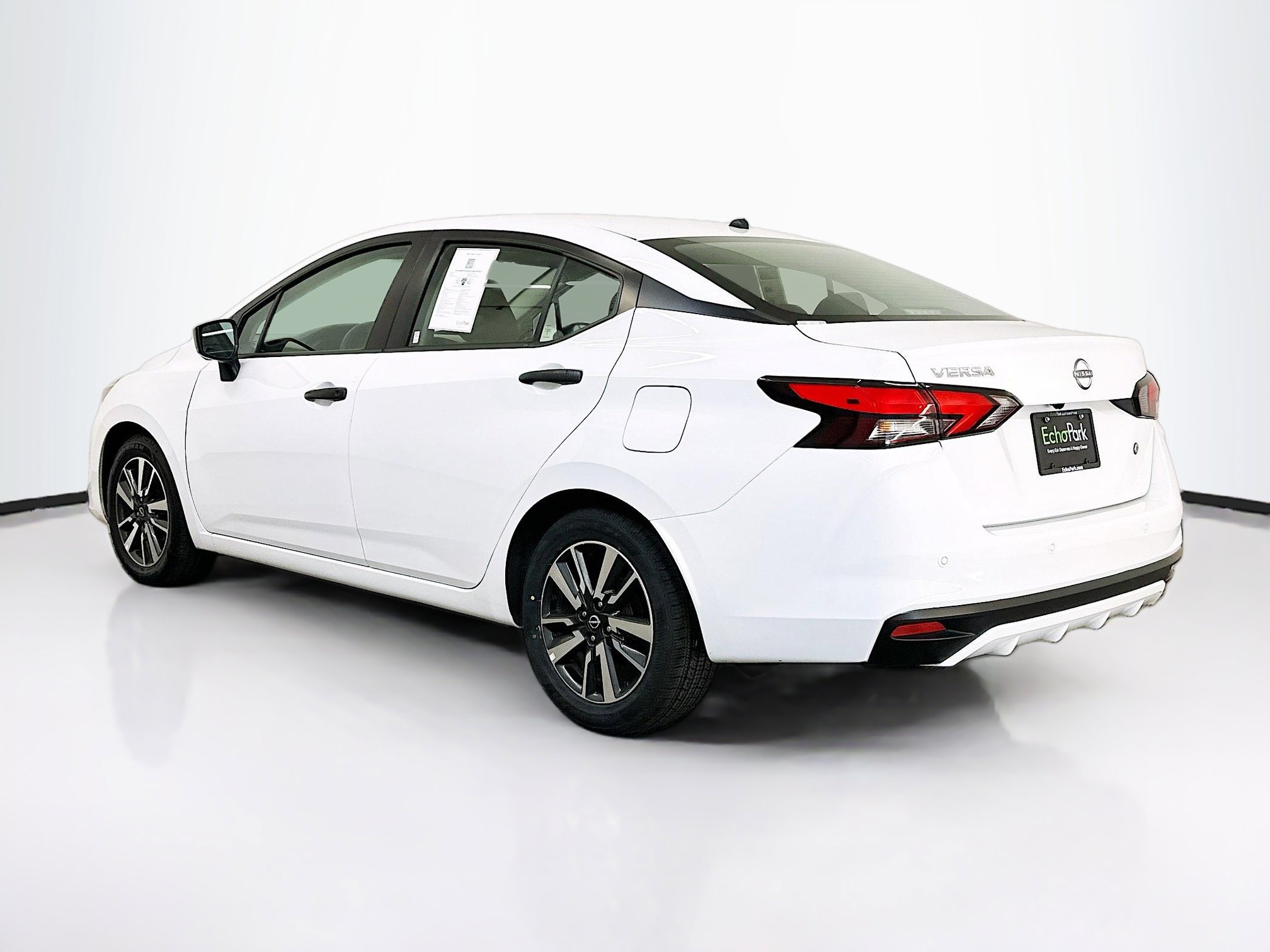 Used 2024 Nissan Versa S w/ S Plus Package image 5