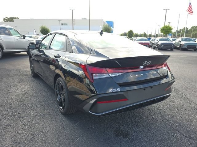 New 2026 Hyundai Elantra Sport FWD image 3