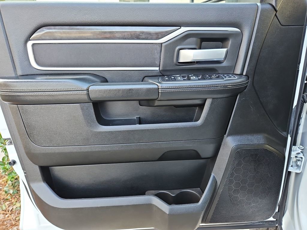 Used 2024 RAM 2500 Big Horn AWD/4WD image 24