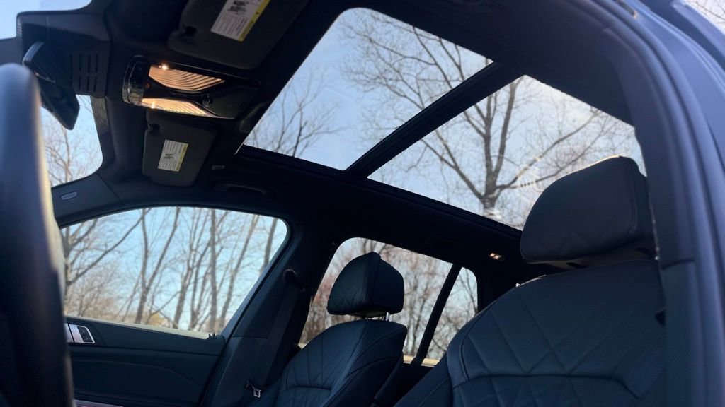 Certified 2024 BMW X5 xDrive40i w/ Premium Package image 19
