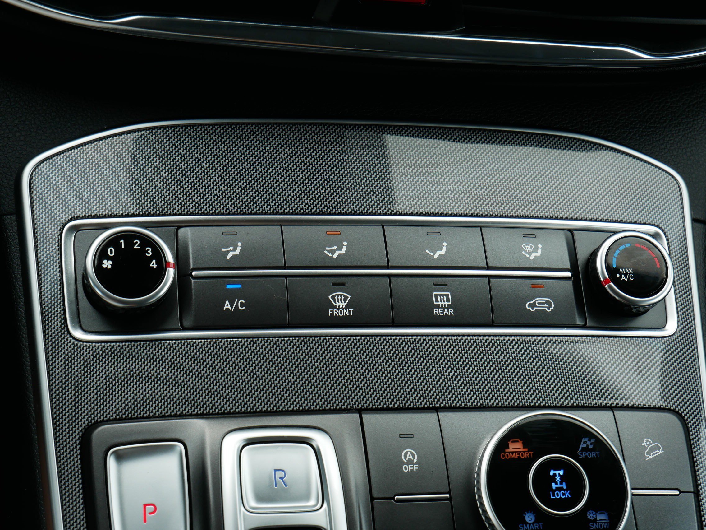 Used 2022 Hyundai Santa Fe SEL w/ Winter Weather Package AWD/4WD image 23