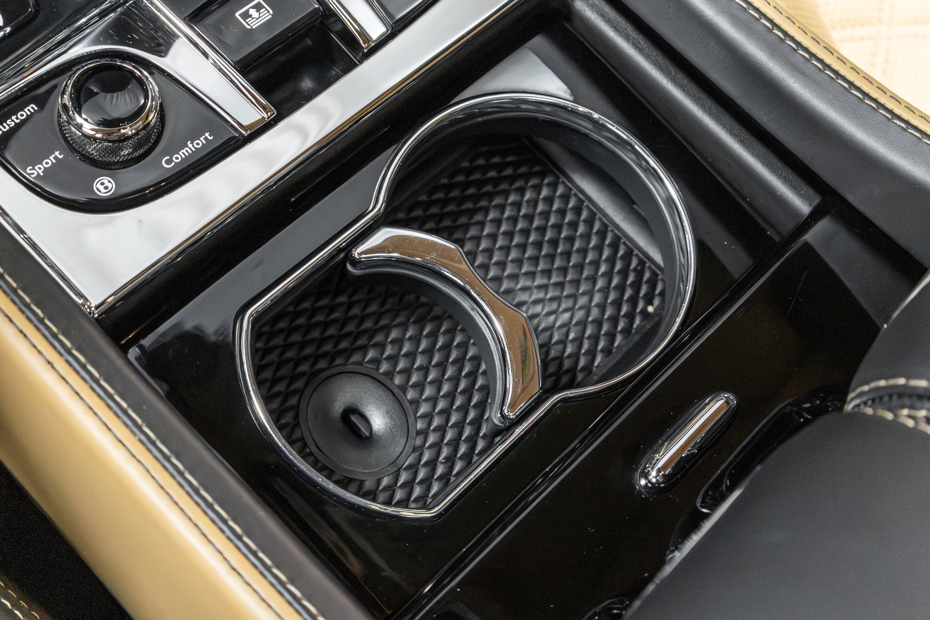 Used 2016 Bentley Mulsanne Speed image 85