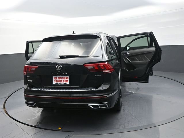 Used 2022 Volkswagen Tiguan SEL R-Line image 44