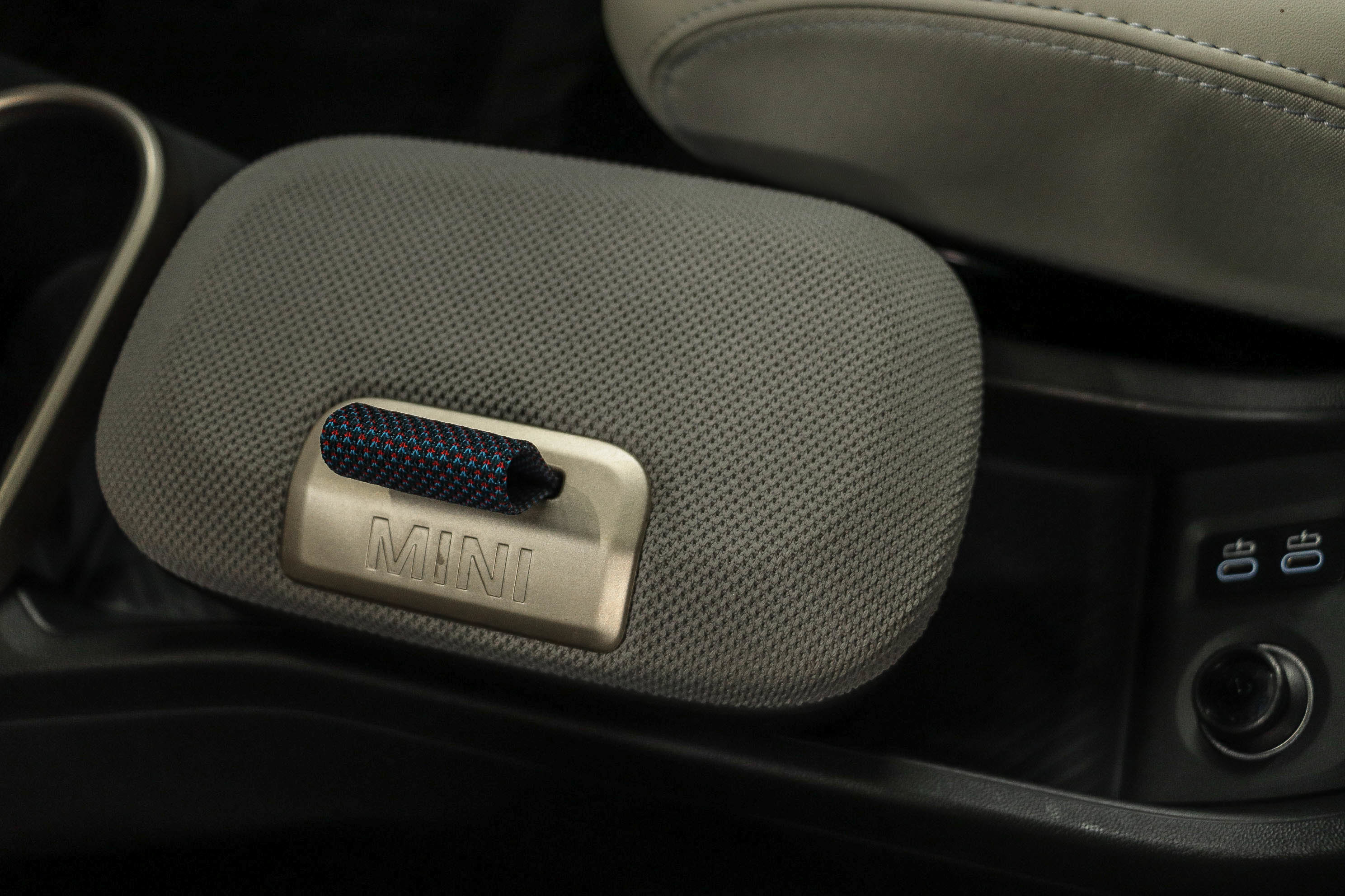 Certified 2025 MINI Cooper S FWD image 22