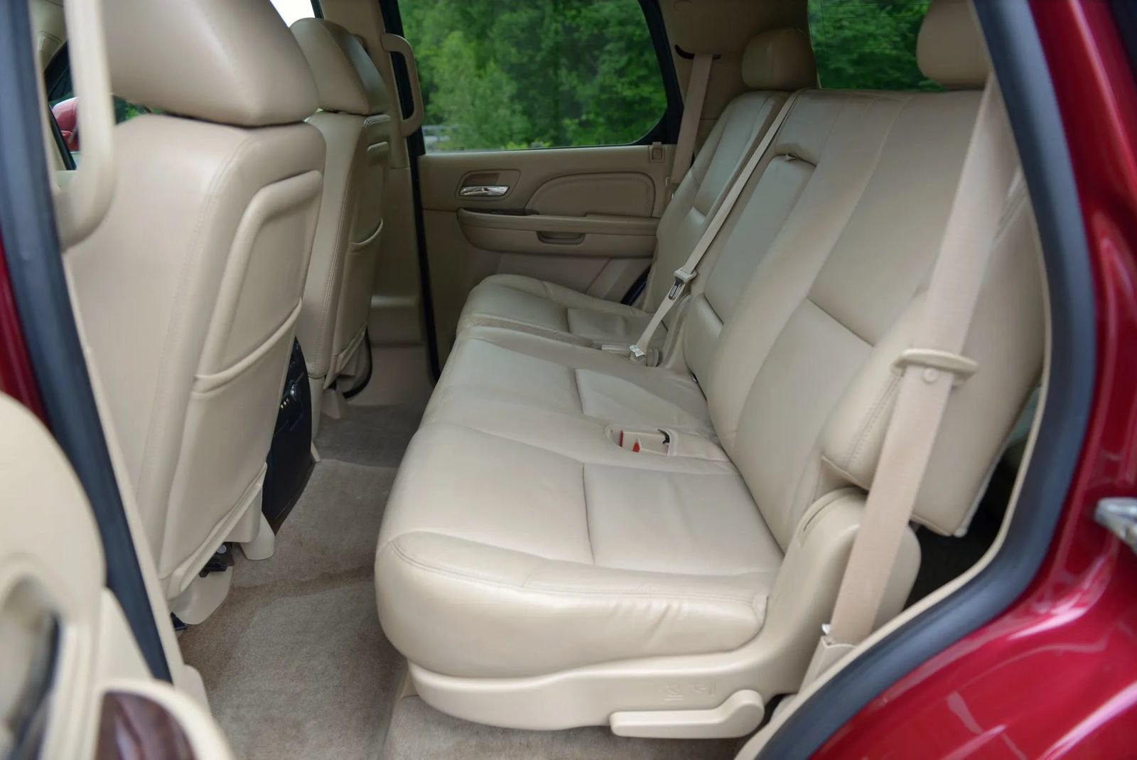 Used 2010 Cadillac Escalade Luxury AWD/4WD image 74