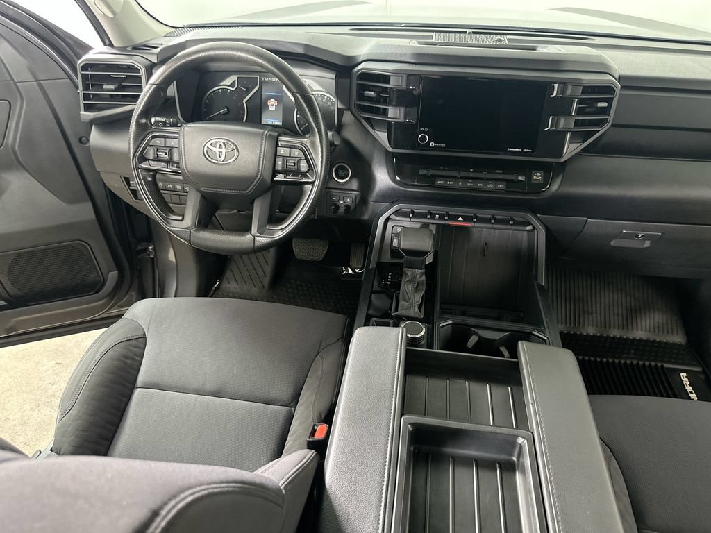 Used 2023 Toyota Tundra SR5 w/ SR5 Convenience Package AWD/4WD image 19