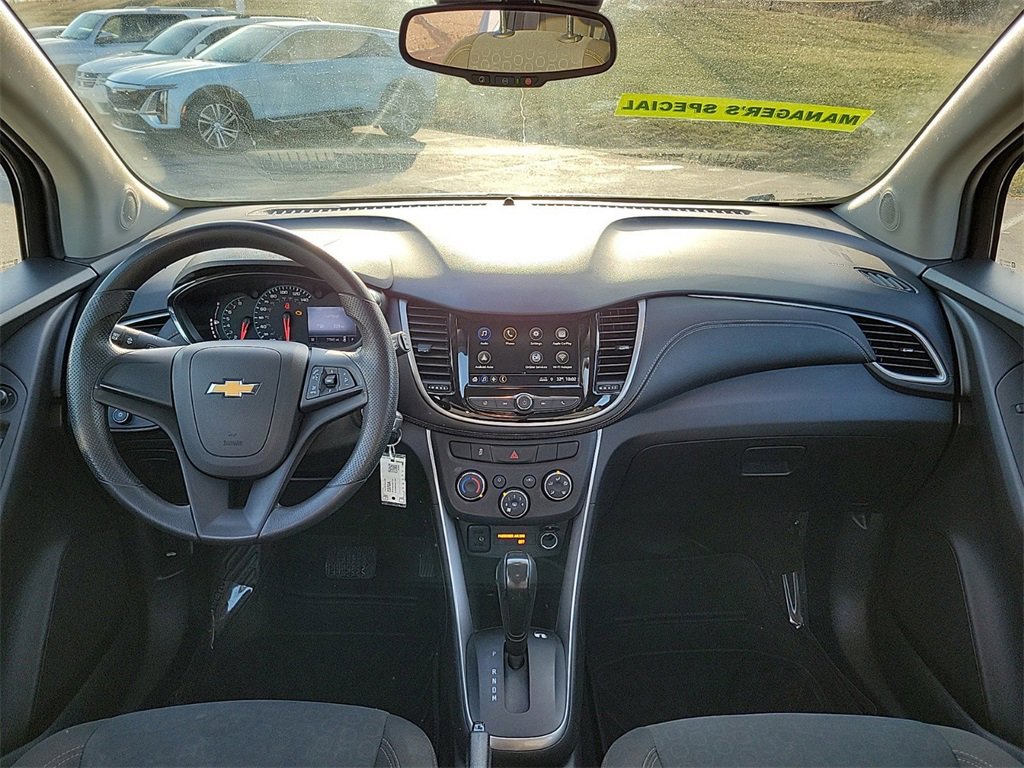 Used 2018 Chevrolet Trax LS image 8