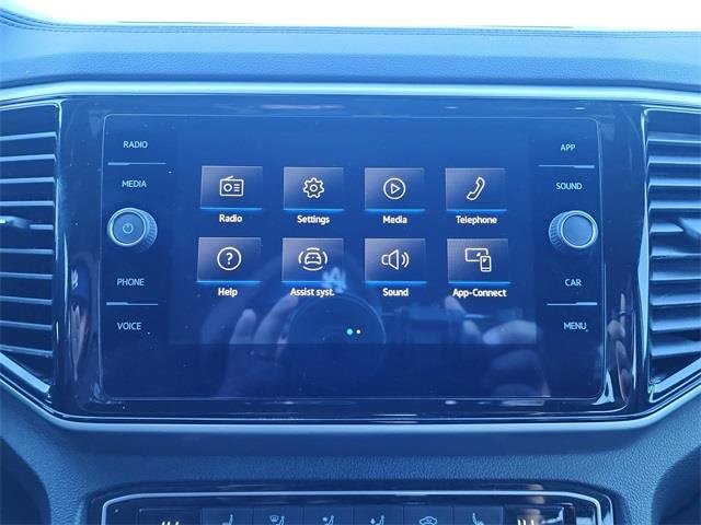 Used 2023 Volkswagen Atlas Cross Sport SE image 20