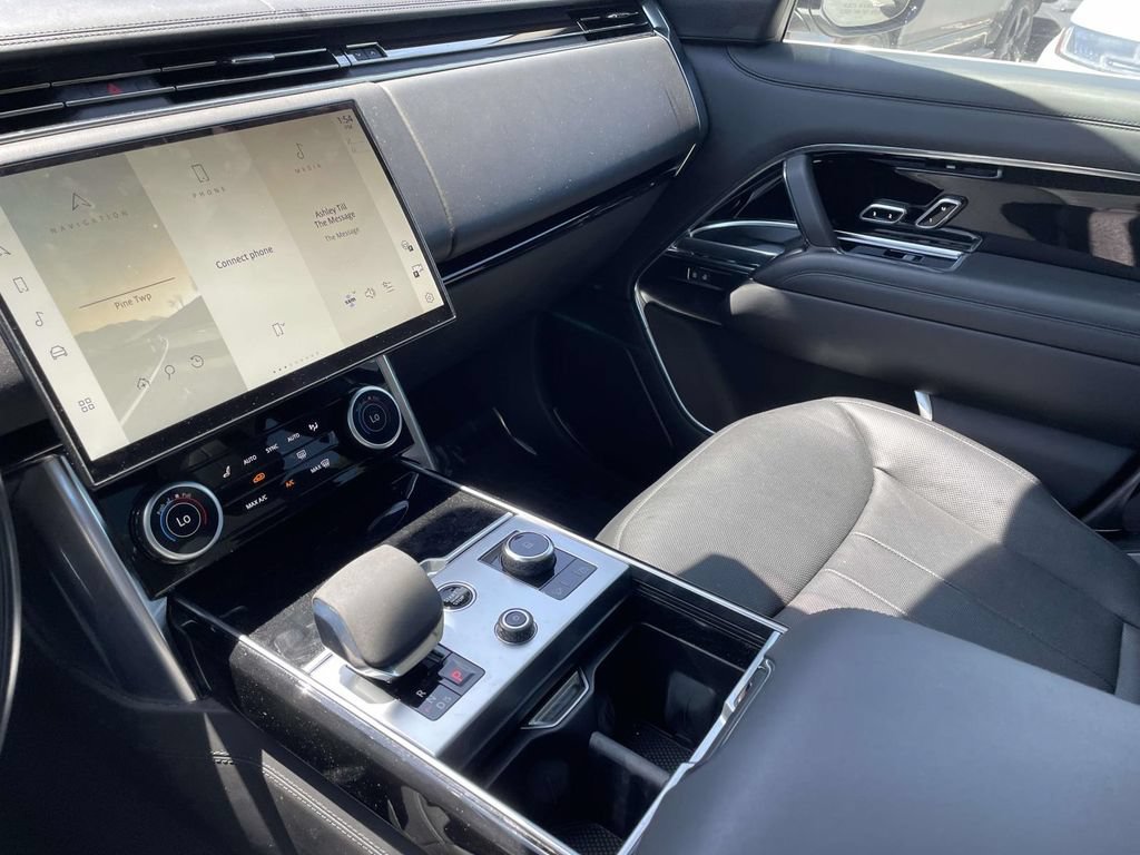 Certified 2022 Land Rover Range Rover SE AWD/4WD image 32