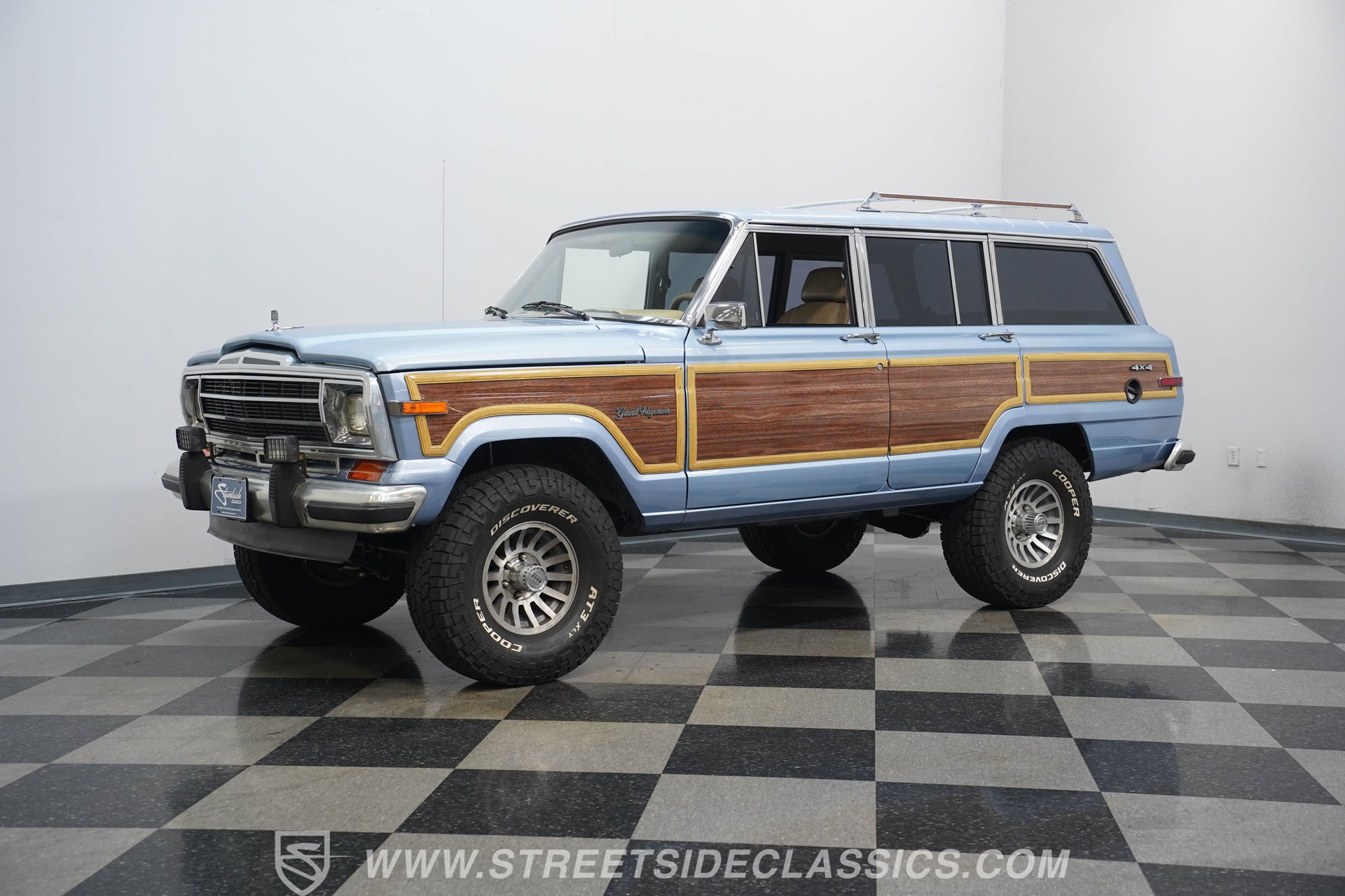 Used 1989 Jeep Grand Wagoneer AWD/4WD image 7