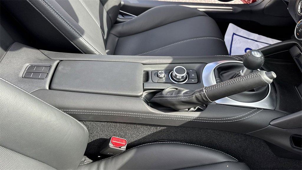 New 2025 MAZDA MX-5 Miata Grand Touring image 37