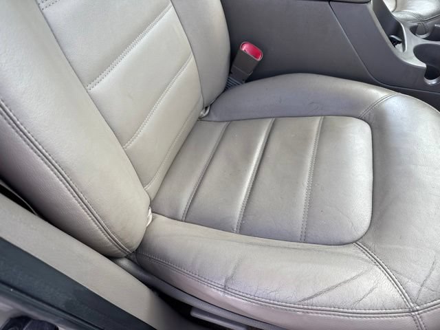 Used 2004 Ford Explorer XLT AWD/4WD image 6
