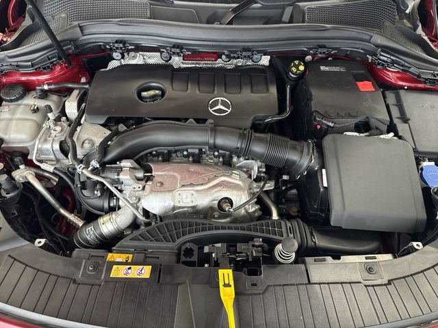 Used 2021 Mercedes-Benz GLA 250 4MATIC image 28