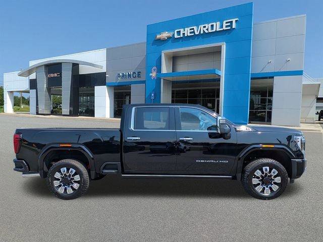 New 2025 GMC Sierra 2500 Denali w/ Denali Reserve Package image 3