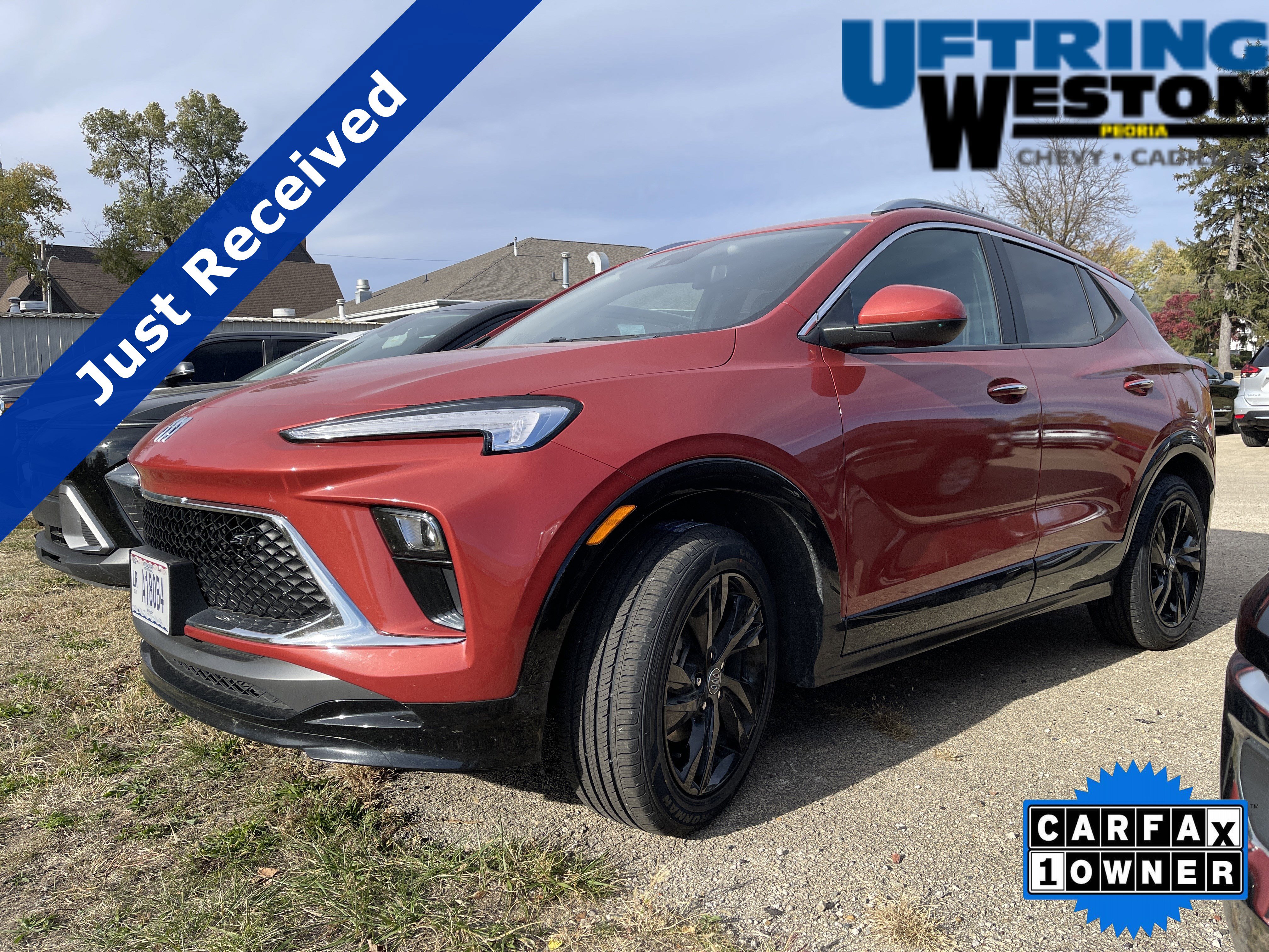 Used 2024 Buick Encore GX Sport Touring image 1