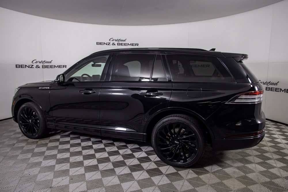 Used 2024 Lincoln Aviator Reserve w/ Equipment Group 201A AWD/4WD image 13