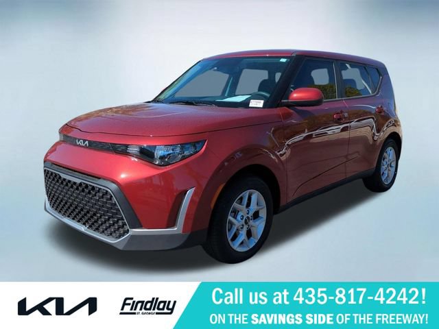 Certified 2025 Kia Soul S