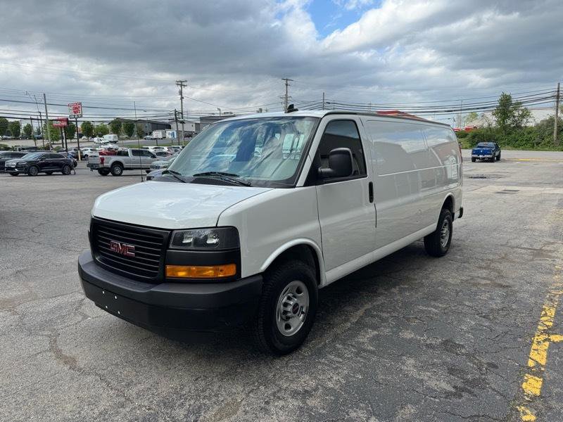 Used 2023 GMC Savana 2500 Extended w/ Driver Convenience Package RWD image 1