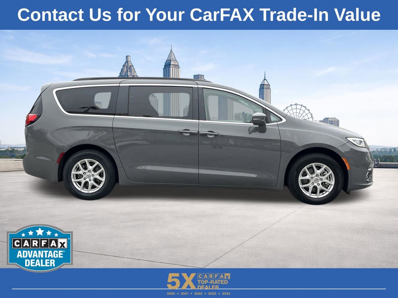Used 2022 Chrysler Pacifica Touring-L image 28