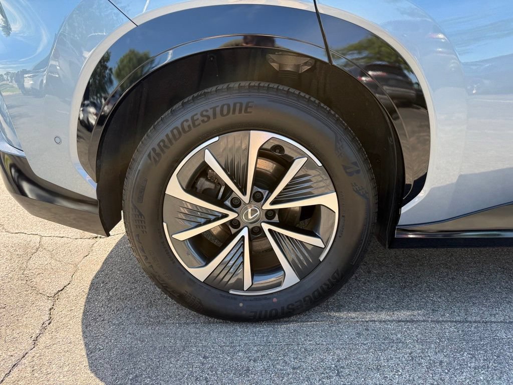 Certified 2024 Lexus RZ 450e Premium w/ Technology Package AWD/4WD image 28
