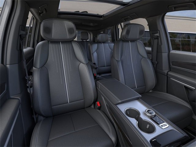 New 2026 Cadillac Vistiq Luxury w/ LPO, Floor Liner Package image 43