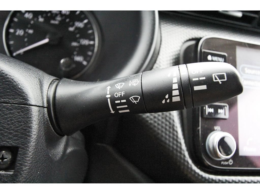 Used 2023 Nissan Kicks SV w/ Interior Electronics Package image 18