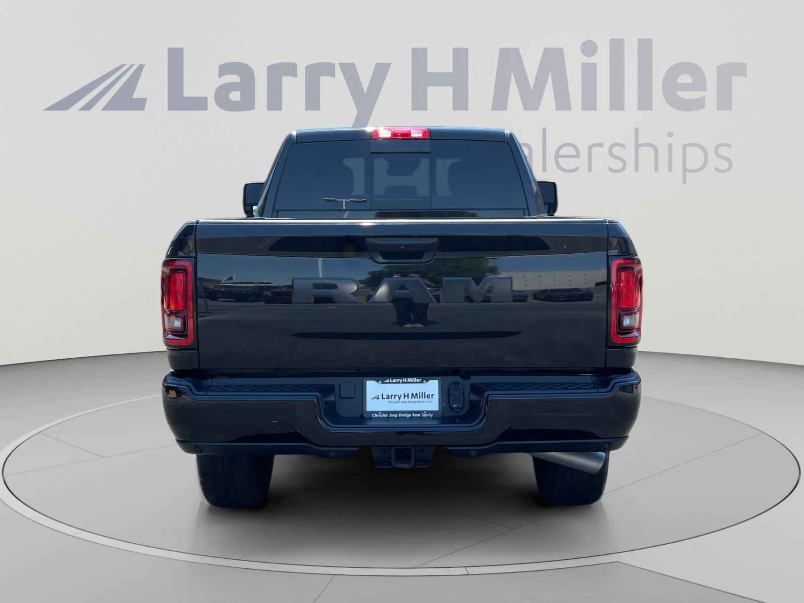 Used 2026 RAM 2500 Tradesman AWD/4WD image 4
