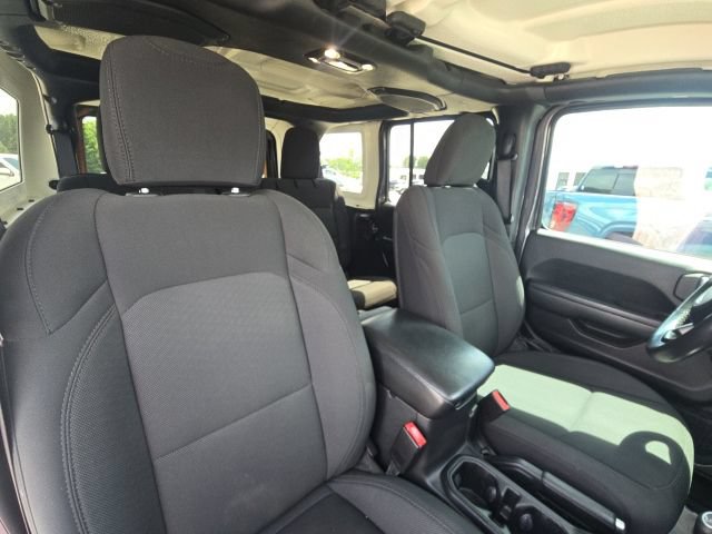 Used 2021 Jeep Wrangler Unlimited Sport AWD/4WD image 19