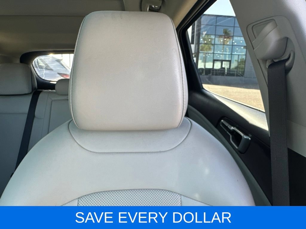 Used 2025 Kia Sportage EX w/ Premium Package FWD image 10