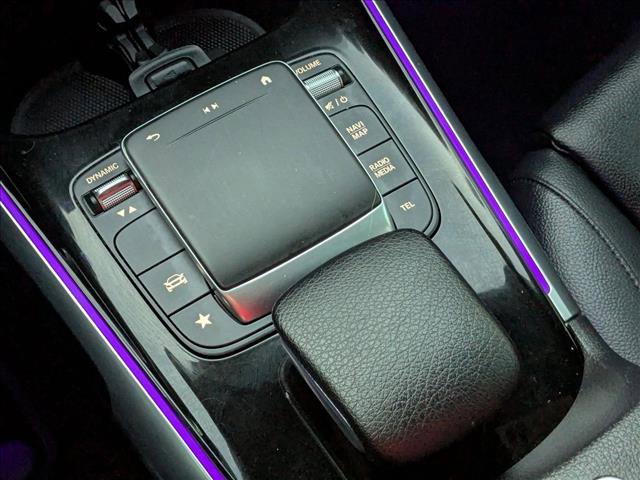 Used 2021 Mercedes-Benz GLB 250 4MATIC image 15