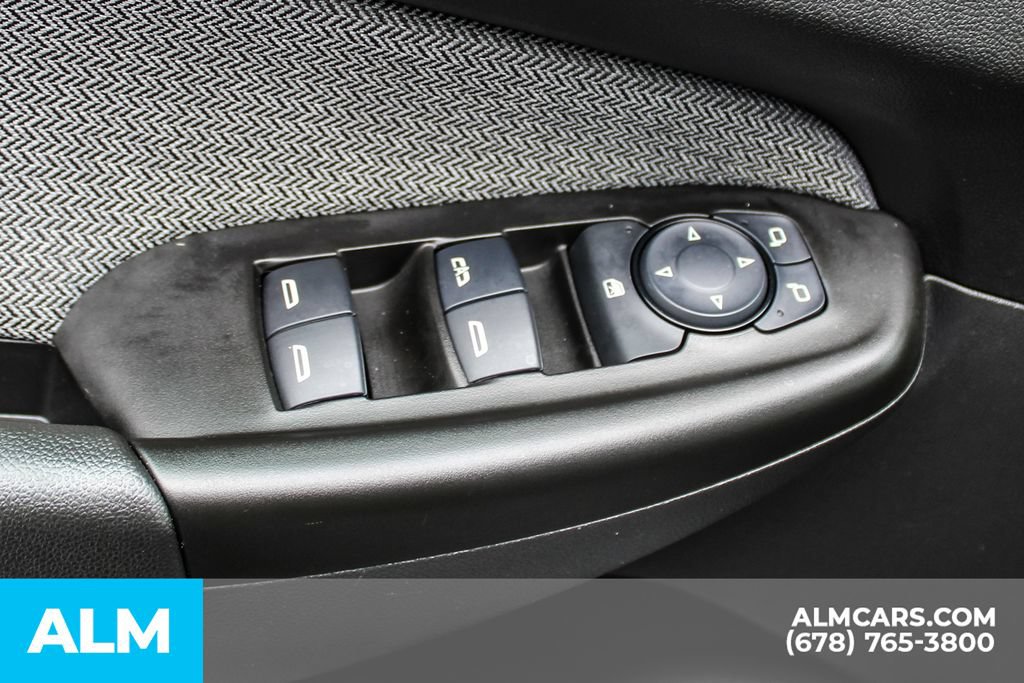 Used 2025 Chevrolet TrailBlazer LT FWD image 36