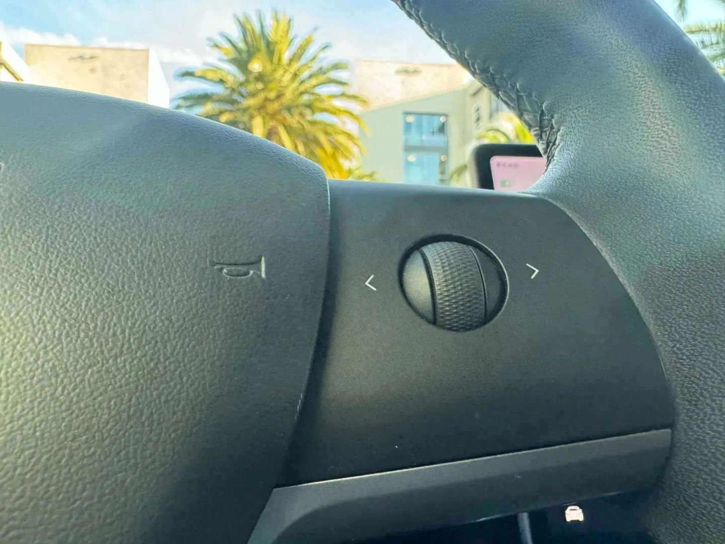 Used 2021 Tesla Model Y Long Range image 19