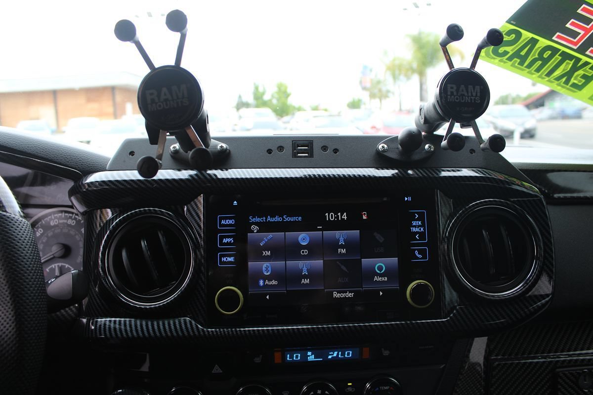 Used 2018 Toyota Tacoma TRD Pro AWD/4WD image 64