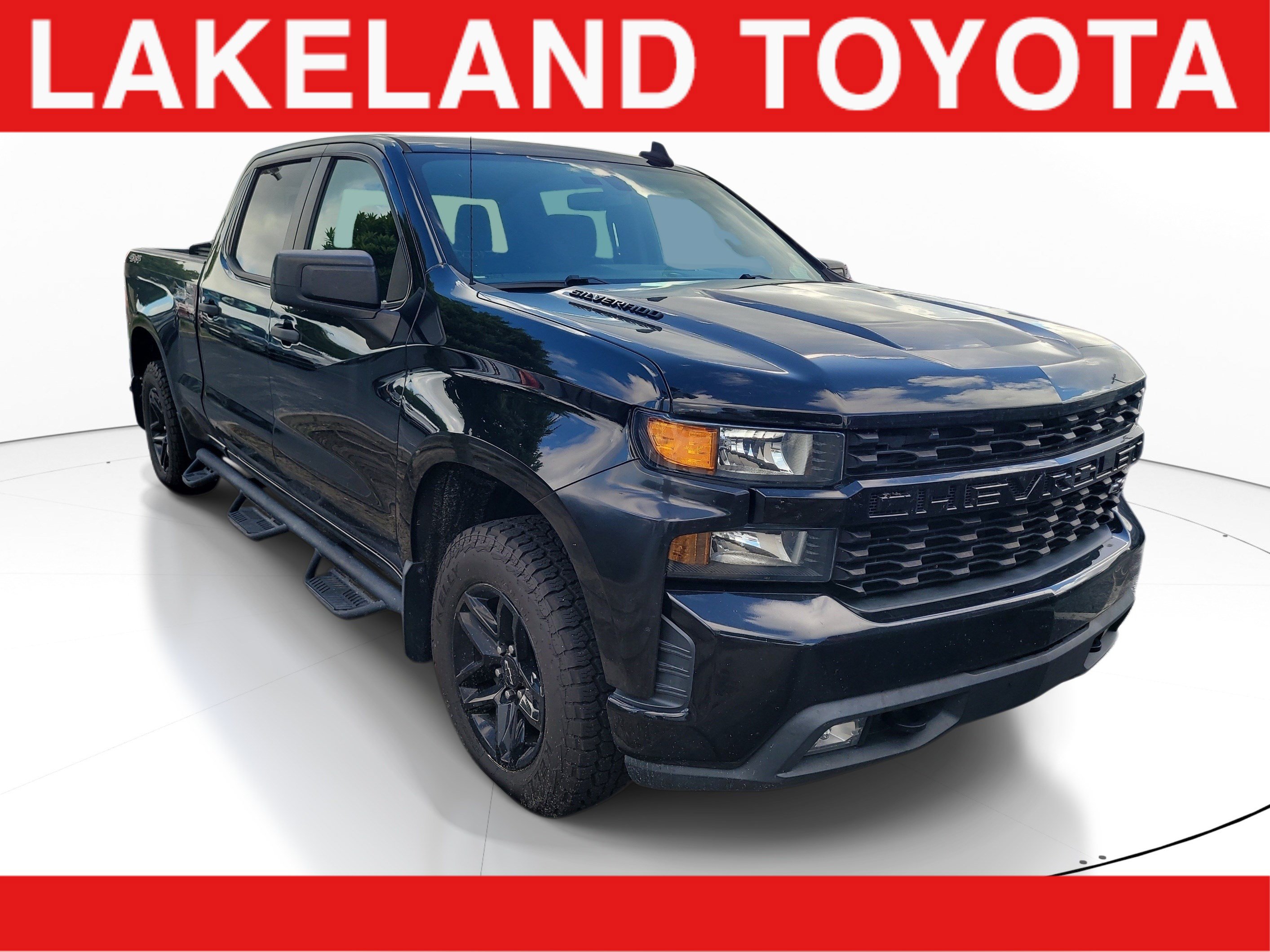 Used 2021 Chevrolet Silverado 1500 Custom w/ LPO, Dark Essentials Package AWD/4WD image 1