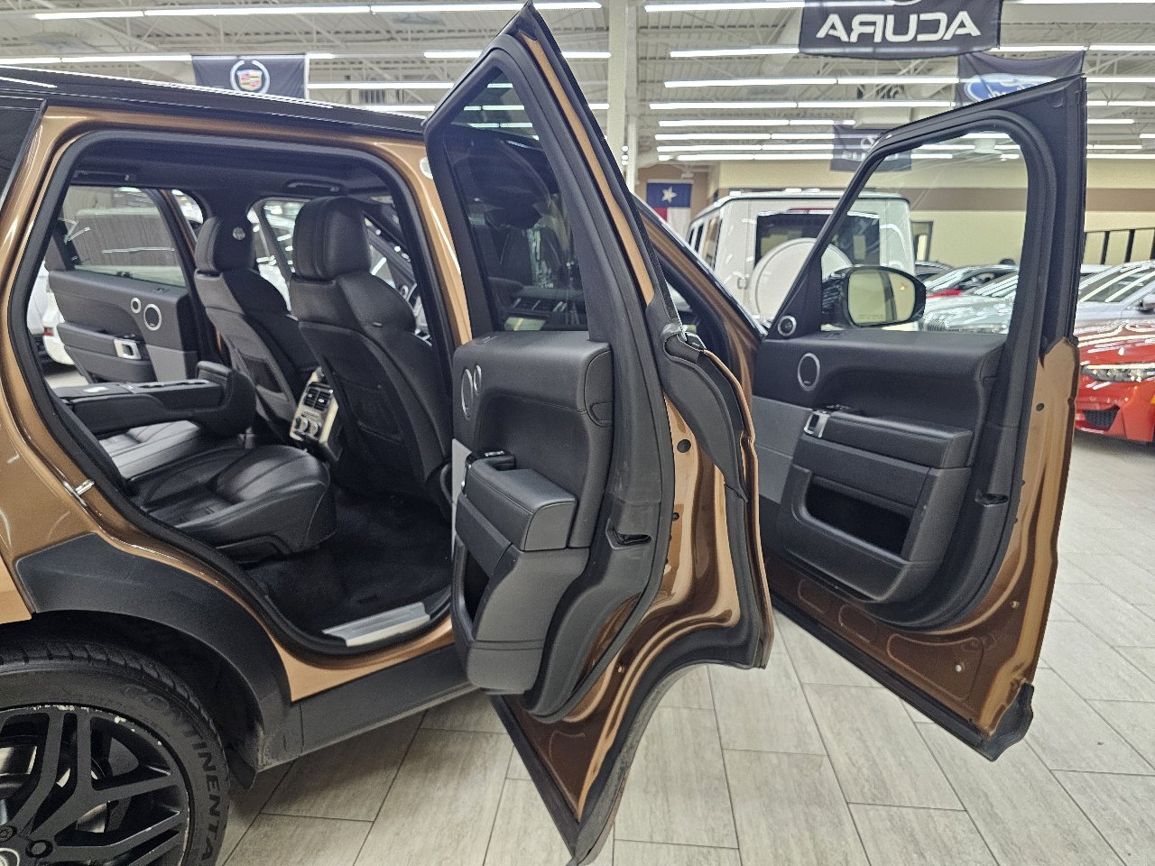 Used 2017 Land Rover Range Rover Sport HSE Dynamic image 16