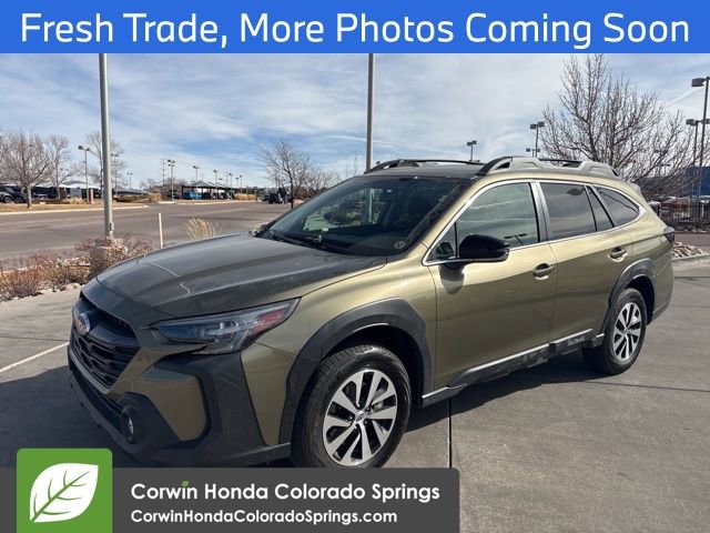 Used 2025 Subaru Outback Premium image 3