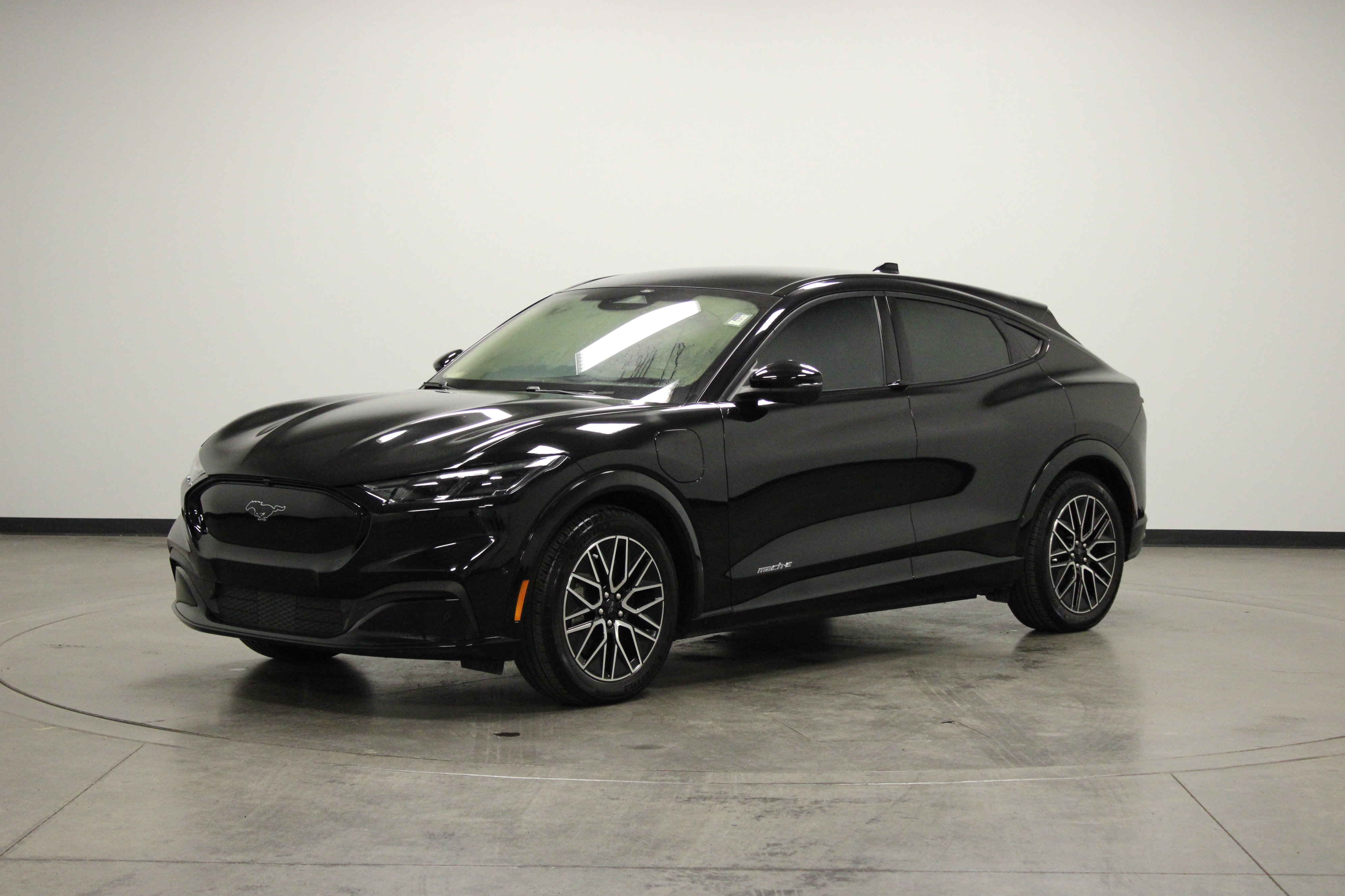 Used 2024 Ford Mustang Mach-E Premium image 4