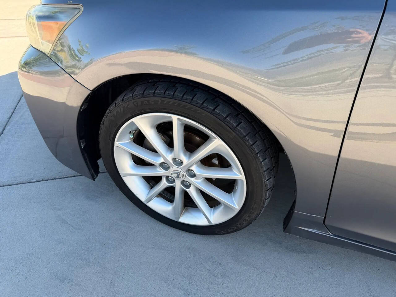 Used 2013 Lexus CT 200h FWD image 12