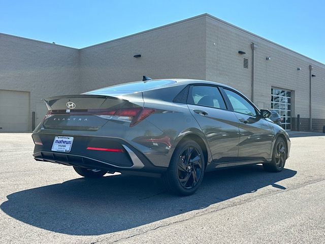 New 2026 Hyundai Elantra Sport FWD image 6