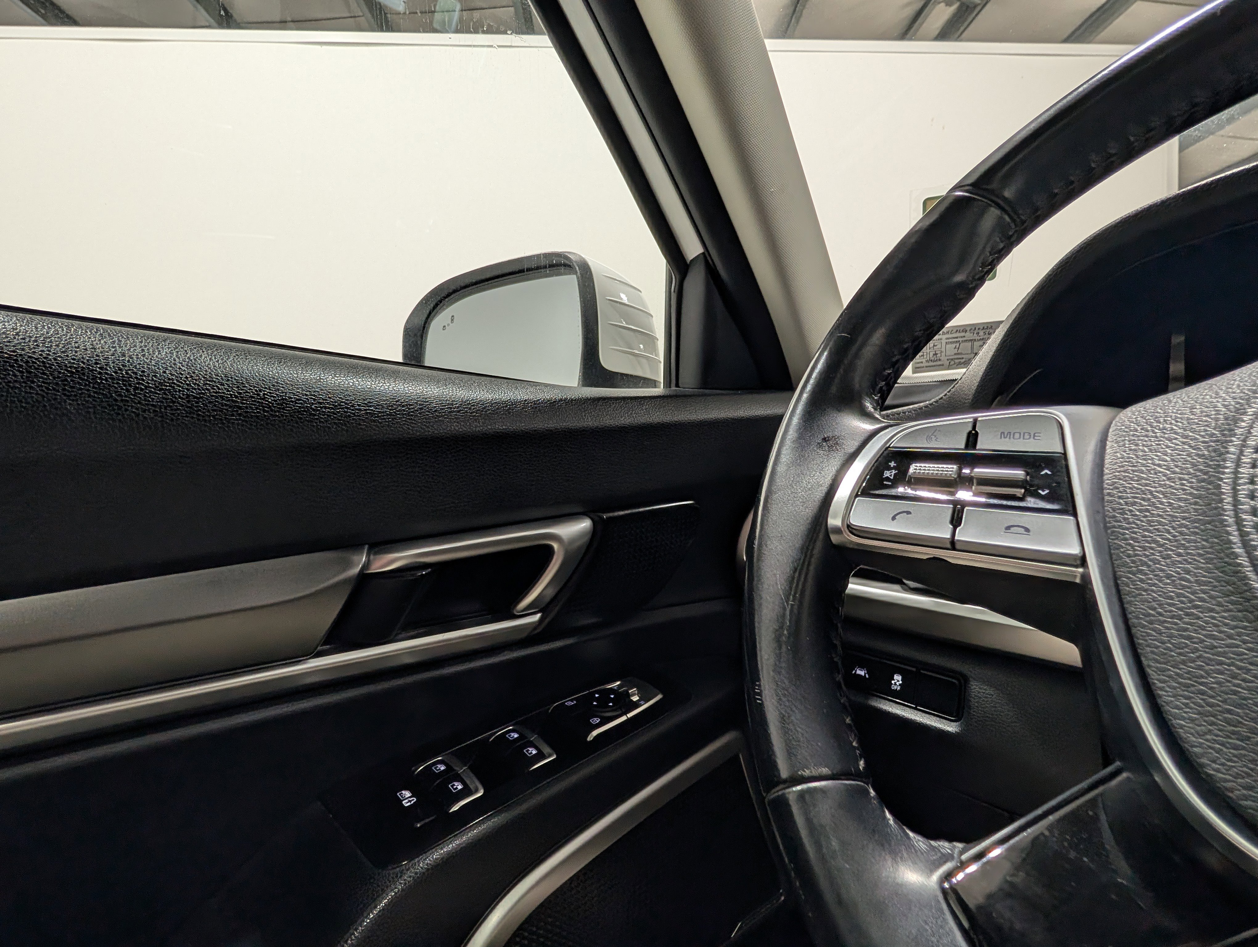 Used 2020 Kia Telluride S w/ S 8 Passenger Seating Package AWD/4WD image 29