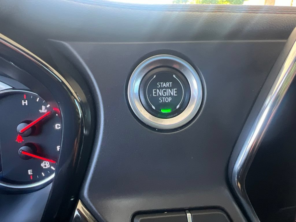 Used 2021 Chevrolet Blazer RS w/ Enhanced Convenience Package AWD/4WD image 59