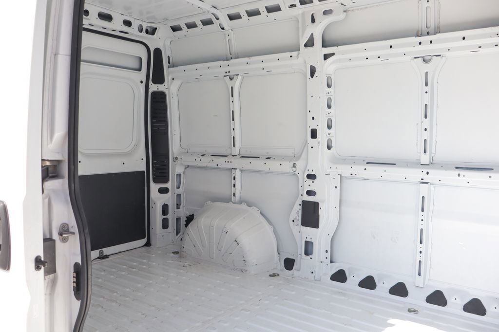 Used 2019 RAM ProMaster 1500 w/ Interior Convenience Group FWD image 12