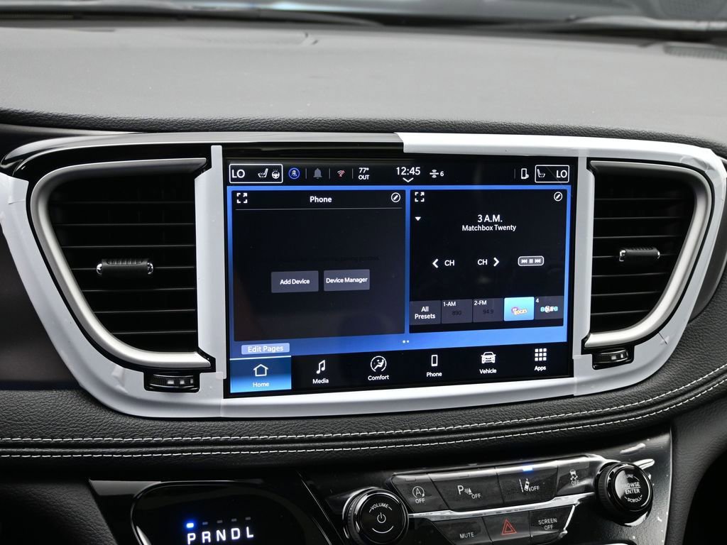 New 2026 Chrysler Pacifica Select image 12