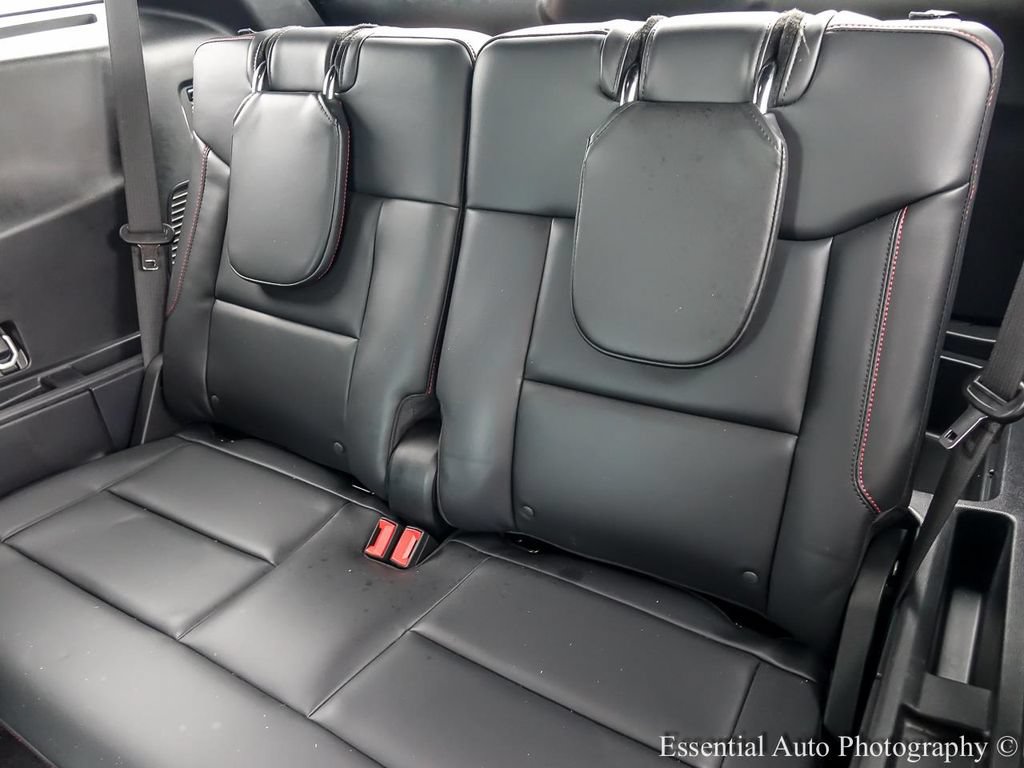 Used 2025 Ford Explorer ST AWD/4WD image 15