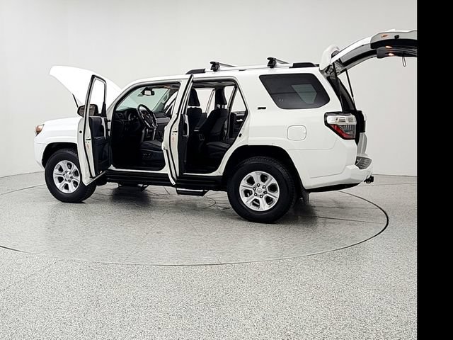 Used 2021 Toyota 4Runner SR5 Premium w/ Moonroof Package AWD/4WD image 12