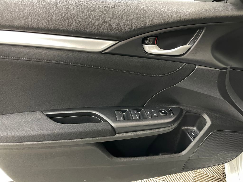 Used 2019 Honda Civic EX image 22