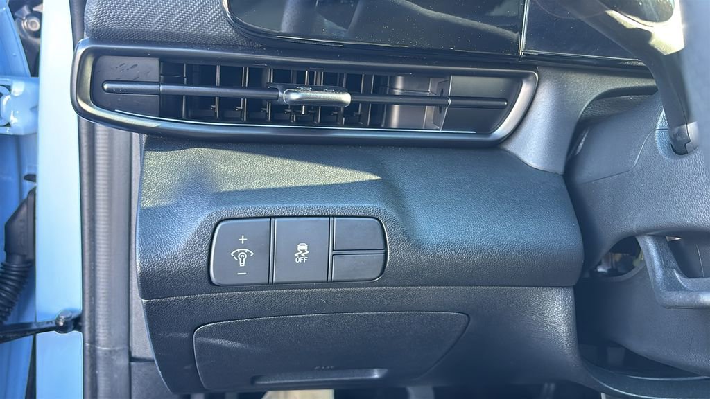 Used 2025 Hyundai Elantra N Base image 15