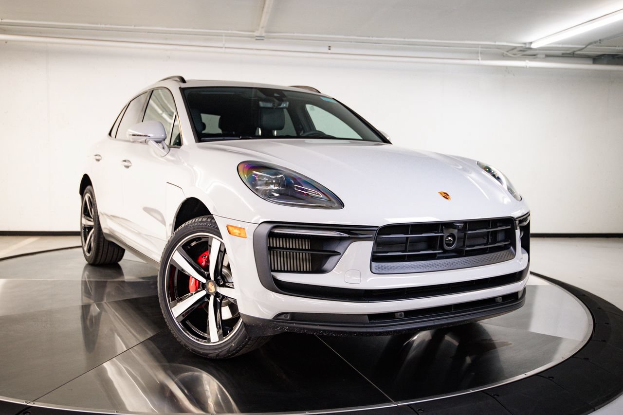 New 2026 Porsche Macan S AWD/4WD image 9