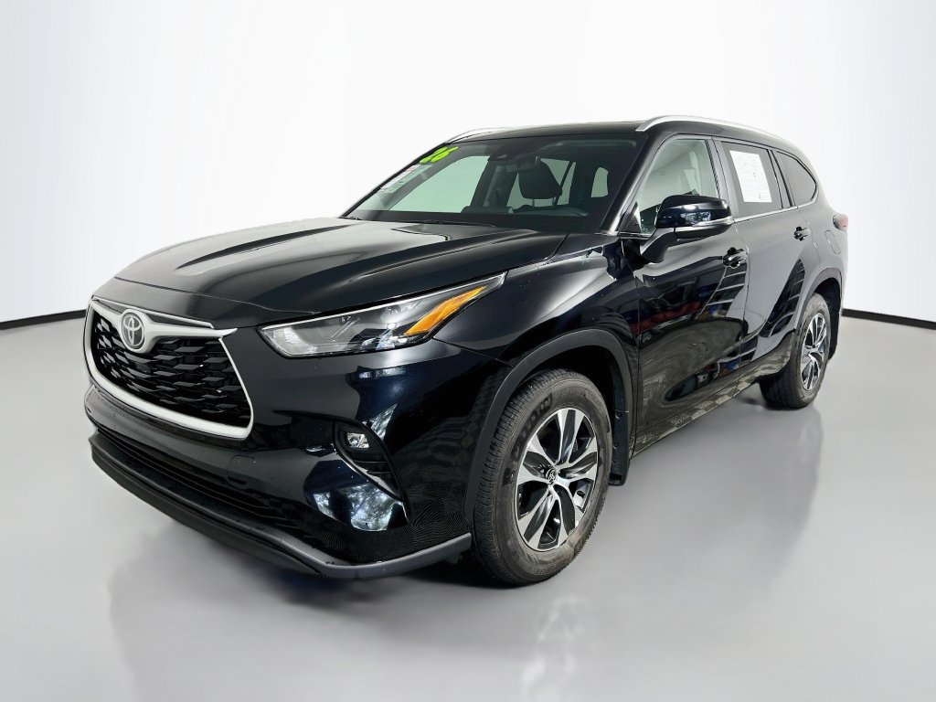 Used 2026 Toyota Highlander XLE AWD/4WD image 7