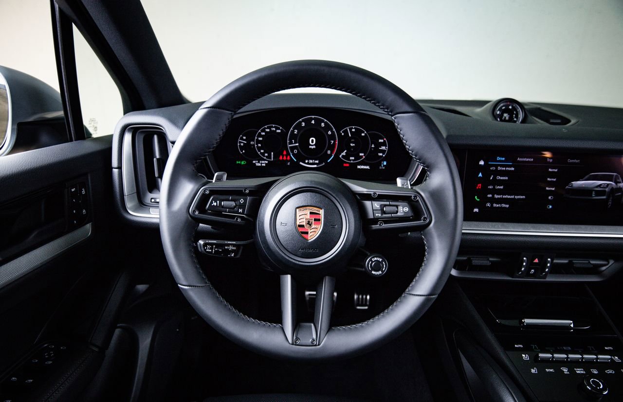 New 2026 Porsche Cayenne S AWD/4WD image 26